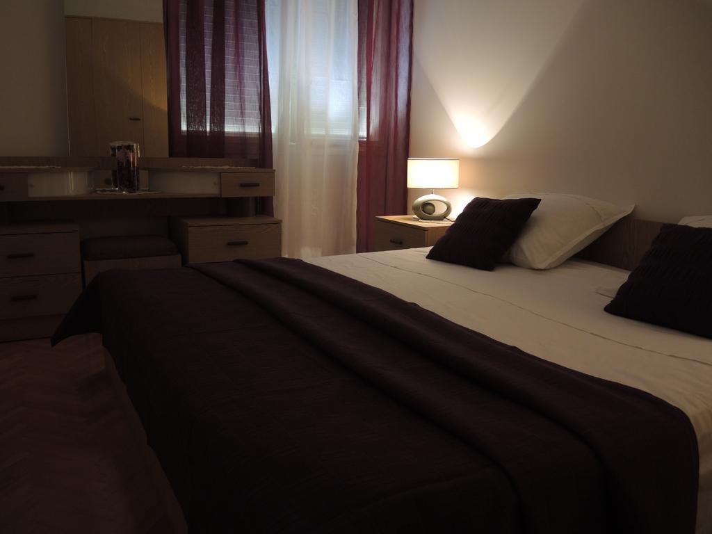 Apartment In Centre For 7 Split Zimmer foto